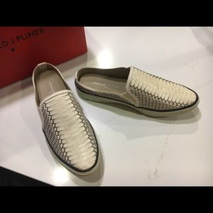 Donald Pliner Tennis shoes/ mules